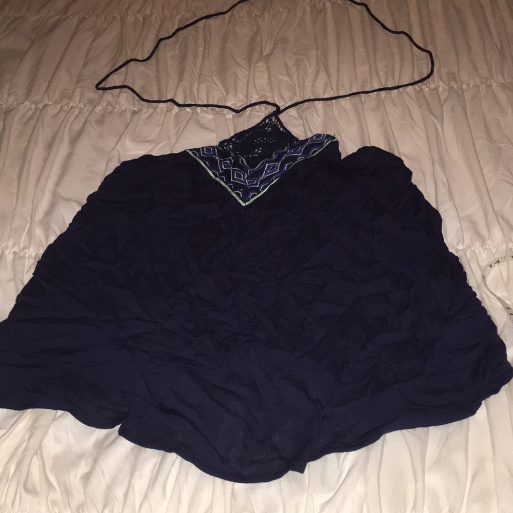 ✨FREE W/PURCHASE Mexican crochet/embroidered shirt